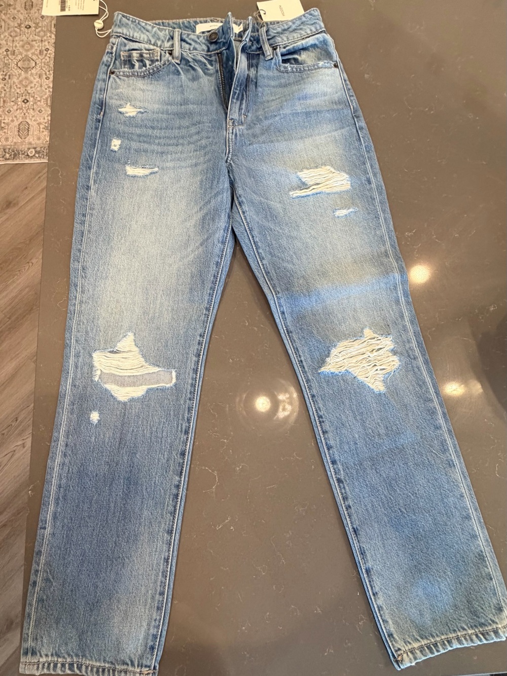 Women’s Light Blue Distressed Cropped Jeans